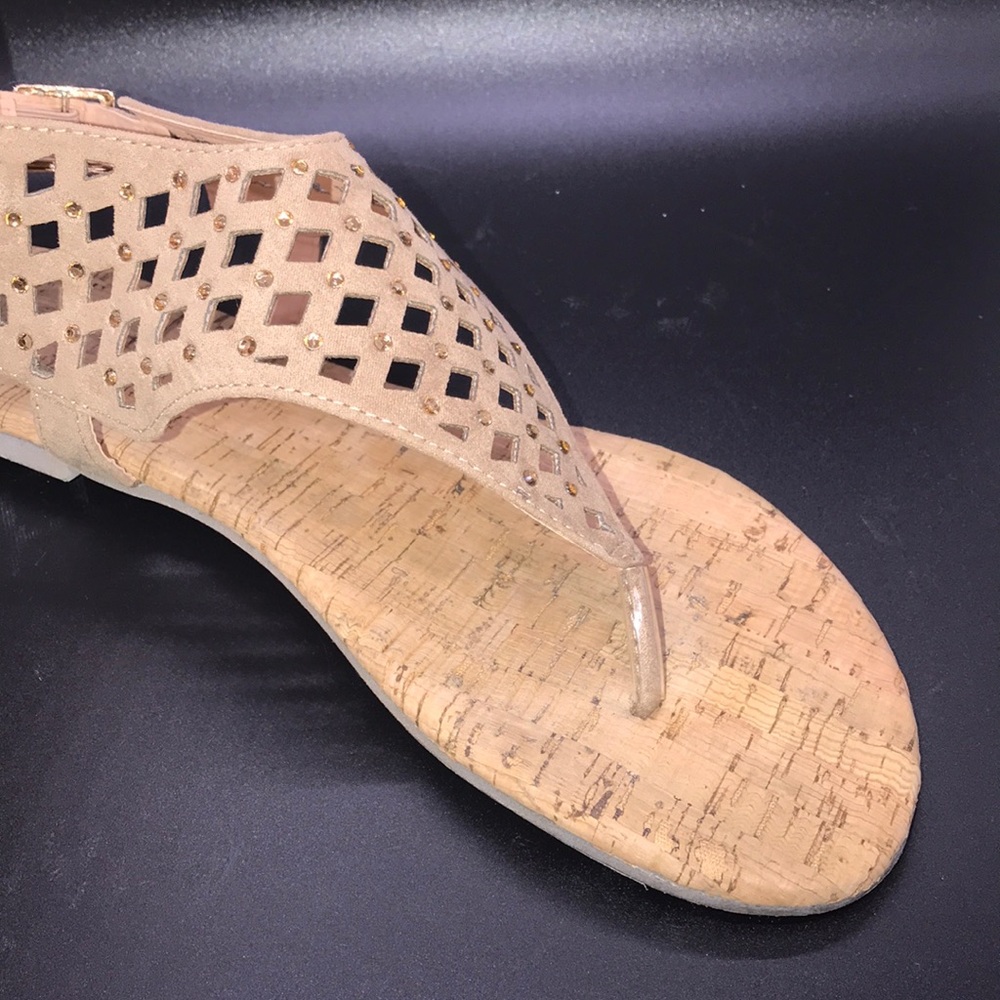 Austin Trading Co Tan Lattice Rhinestones Cork - Picture 9 of 10